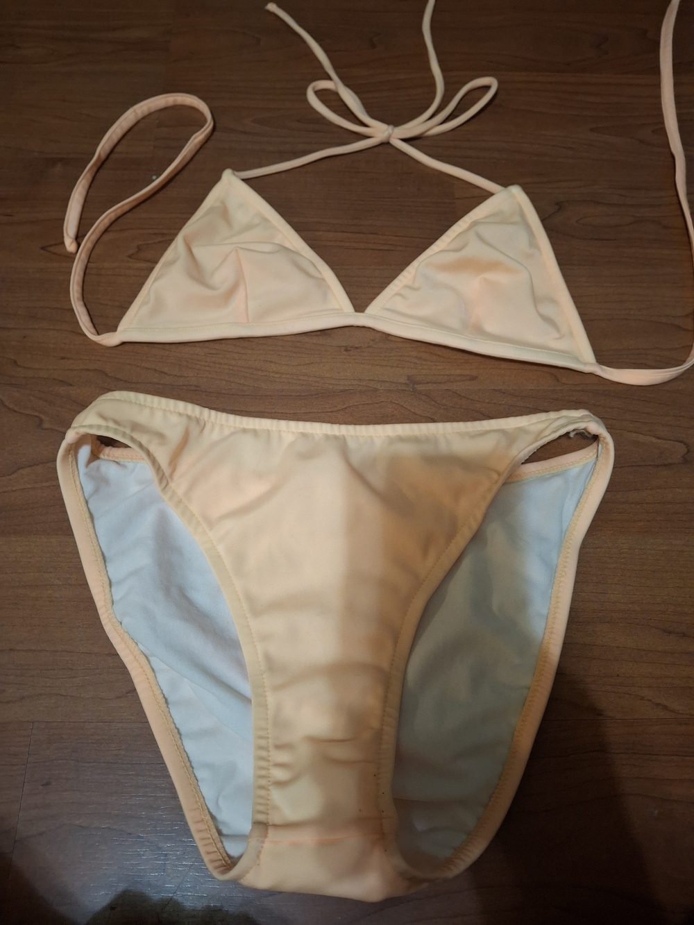 Luz Cancún Peach Triangle Bikini Swimsuit Size S (SWI 112)
